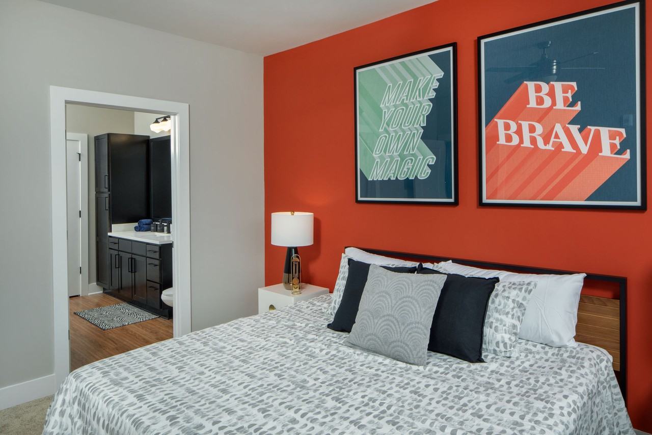 The Local Sugar Hill Apartments - Photo 6 of 39
