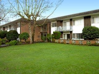 Quilchena GardensW 32nd Apartments 2105 32nd Ave W, Vancouver, BC