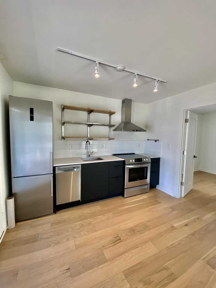 60 E 32nd St #1 - Photo 2 of 21