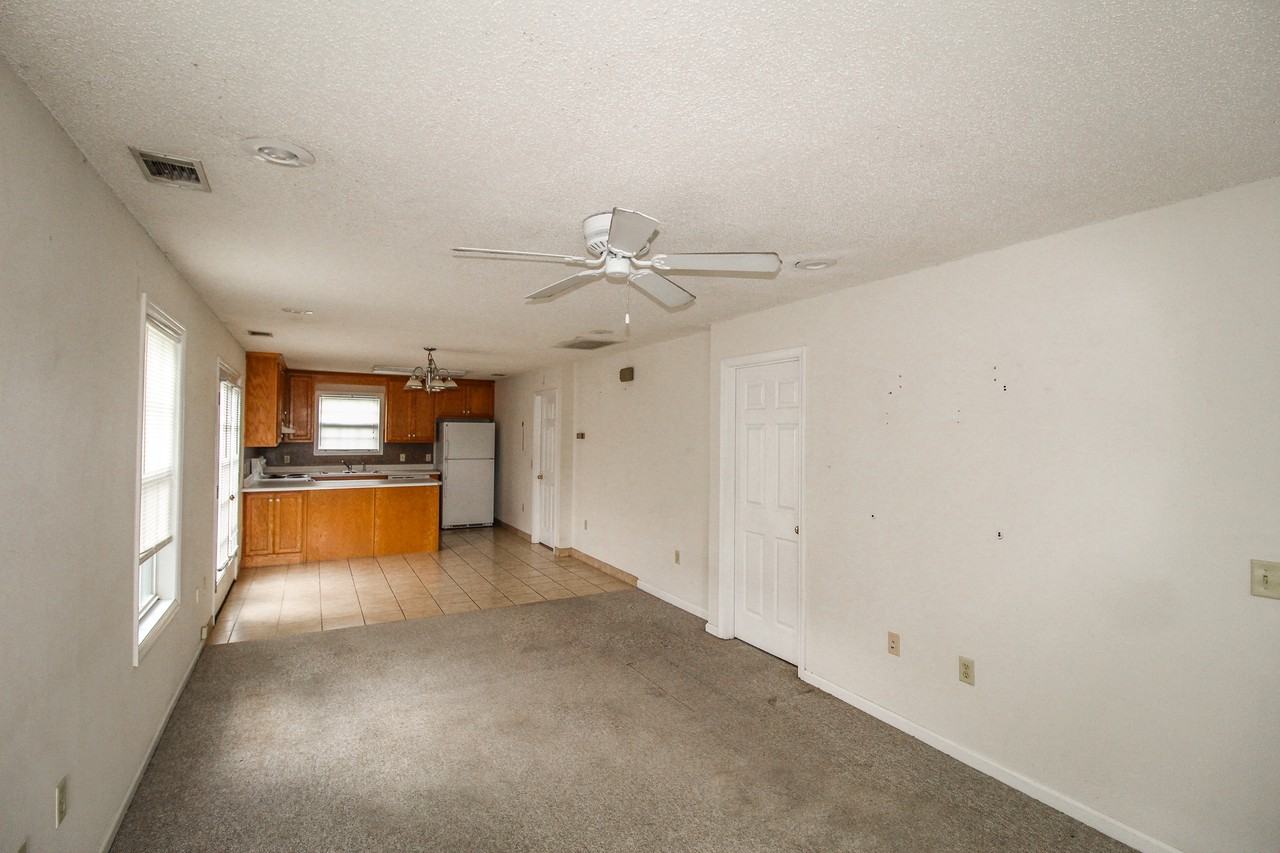 824A Shaw Rd #1 - Photo 2 of 15
