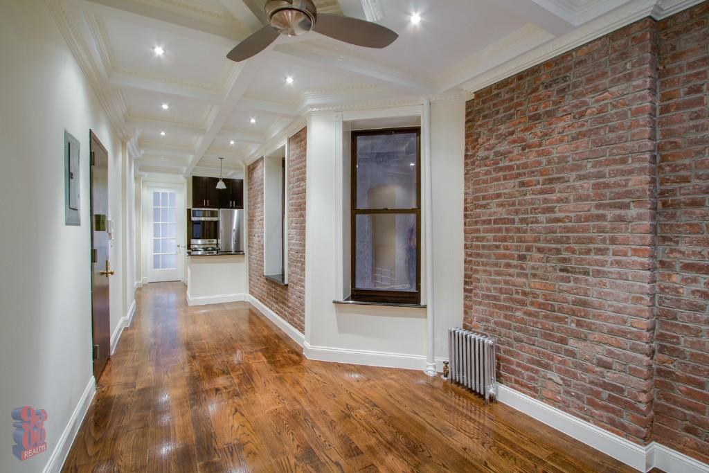 W 108th St #4B - Photo 5 of 8