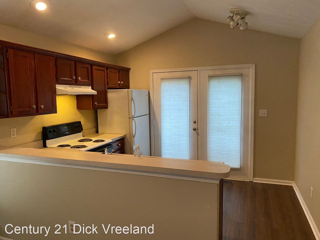 1424 Huntoon Ave - Photo 3 of 11