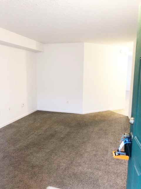 2912 Carson Dr - Photo 3 of 16