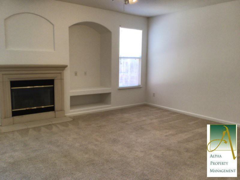 6506 Kingbird Ct - Photo 2 of 9