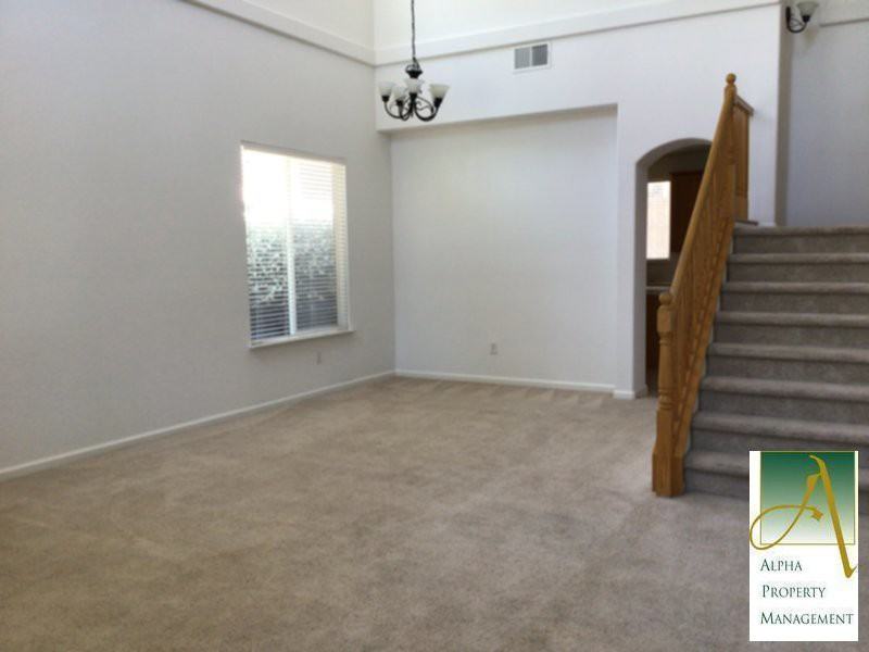 6506 Kingbird Ct - Photo 3 of 9