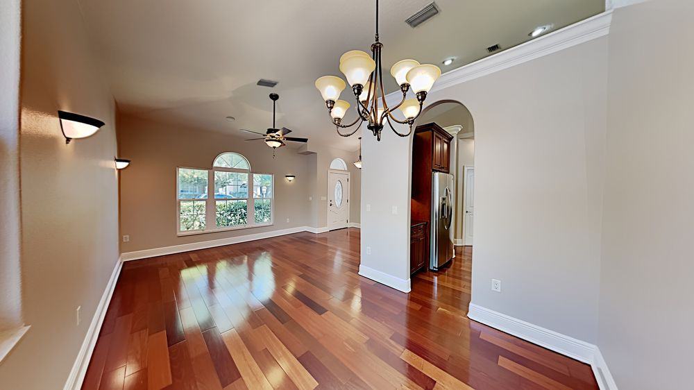 13548 Mere View Dr - Photo 3 of 17