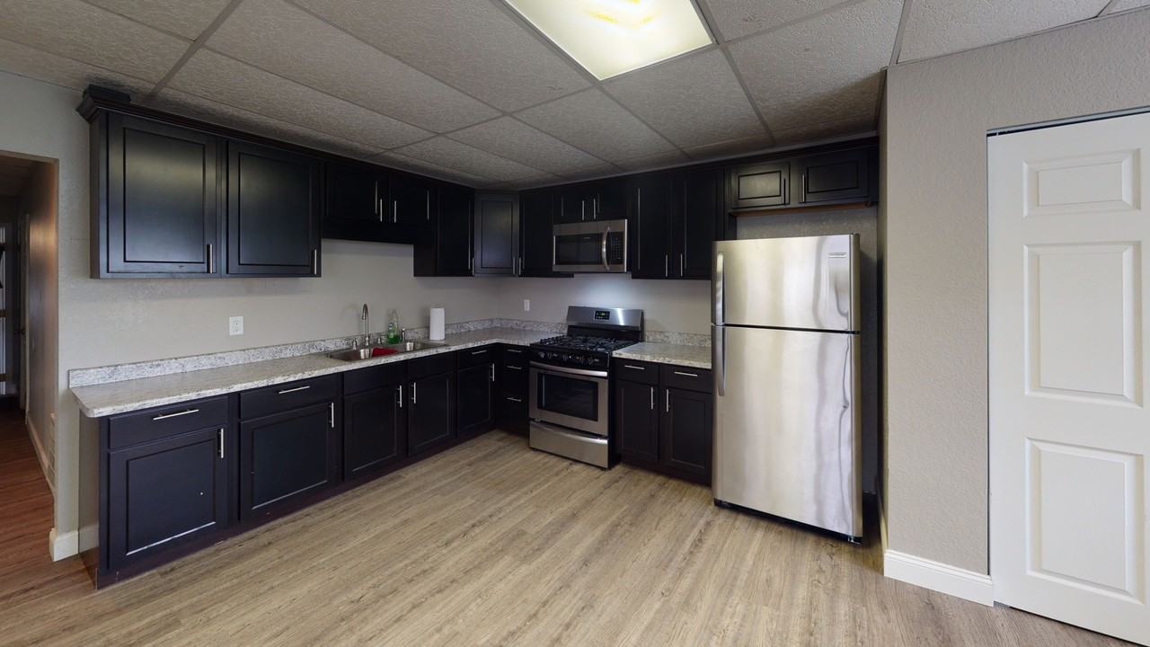 Cloverleaf Village - Photo 2 of 19