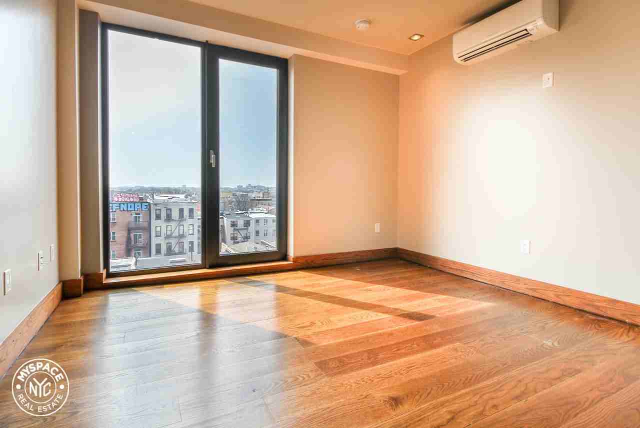 865 Willoughby Ave #7F