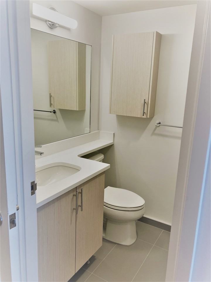 Fontainebleau Apartments - Photo 5 of 16