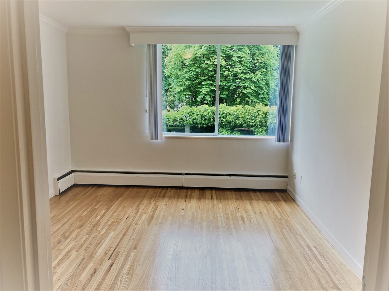 Fontainebleau Apartments - Photo 6 of 16