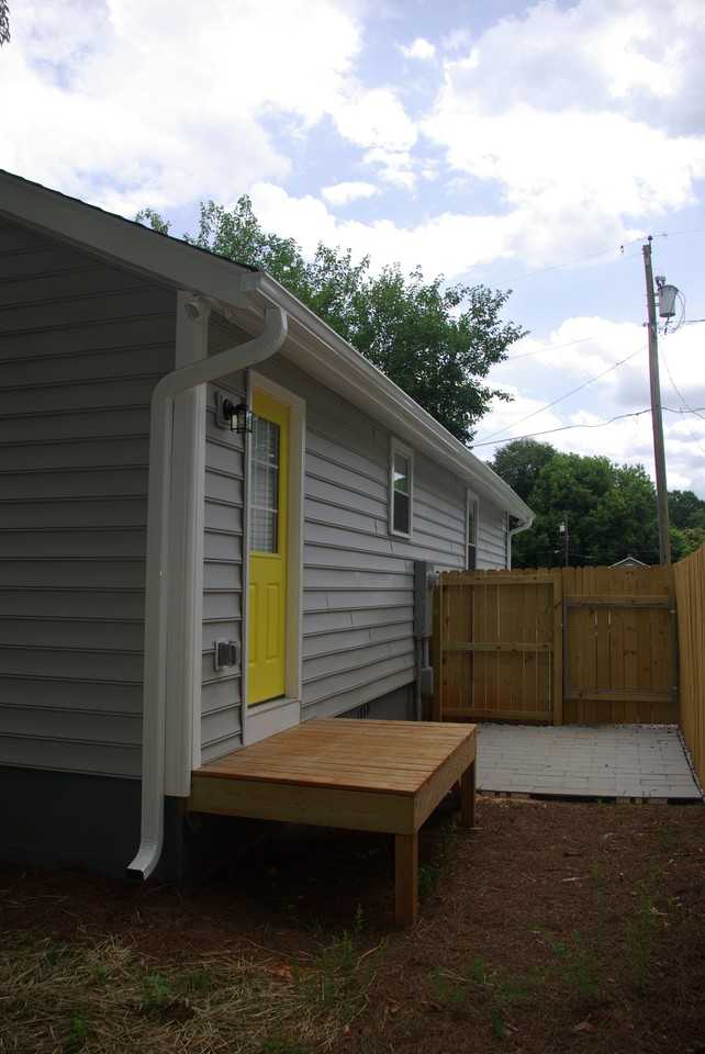 2 Julian Street - Photo 2 of 13