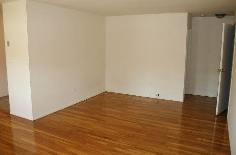 Briarwood Commons - Photo 4 of 17