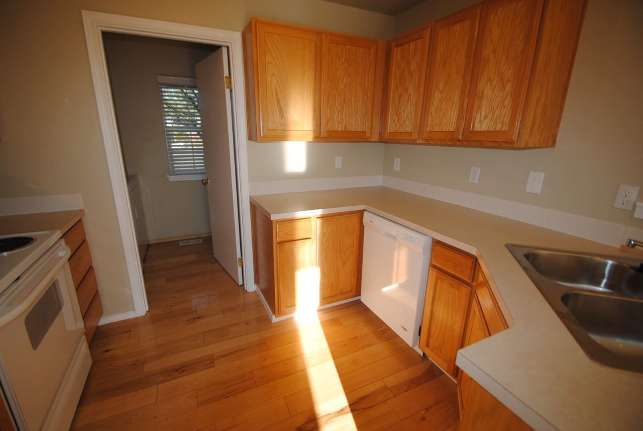 18018 37th Ave Ct E - Photo 3 of 7