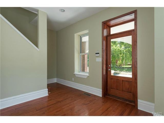 3023 Allen Ave - Photo 3 of 23