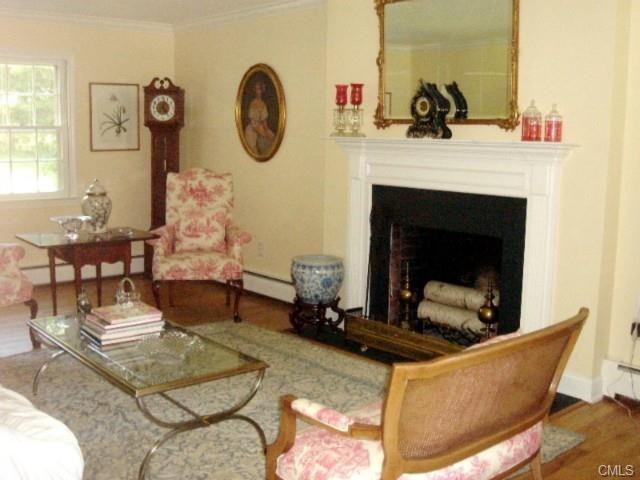 11 Brightfield Ln - Photo 2 of 18