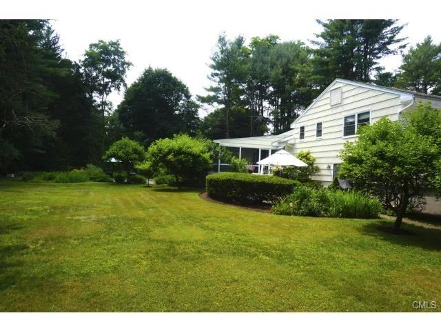 8 Rockyfield Rd - Photo 3 of 25