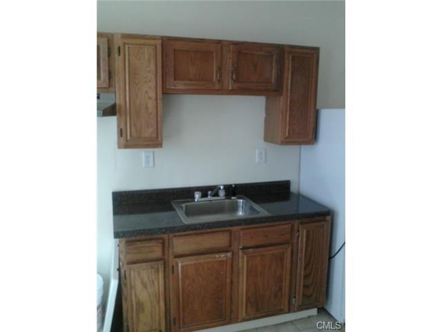 319 Bunnell St #3 - Photo 3 of 12