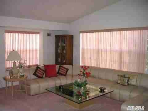 11 Glen Dr - Photo 2 of 6