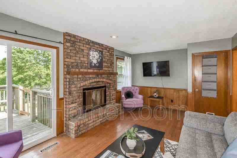 7911 N Stoddard Ave - Photo 2 of 20