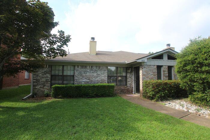 3205 Lexington Dr #3201 - Photo 2 of 17