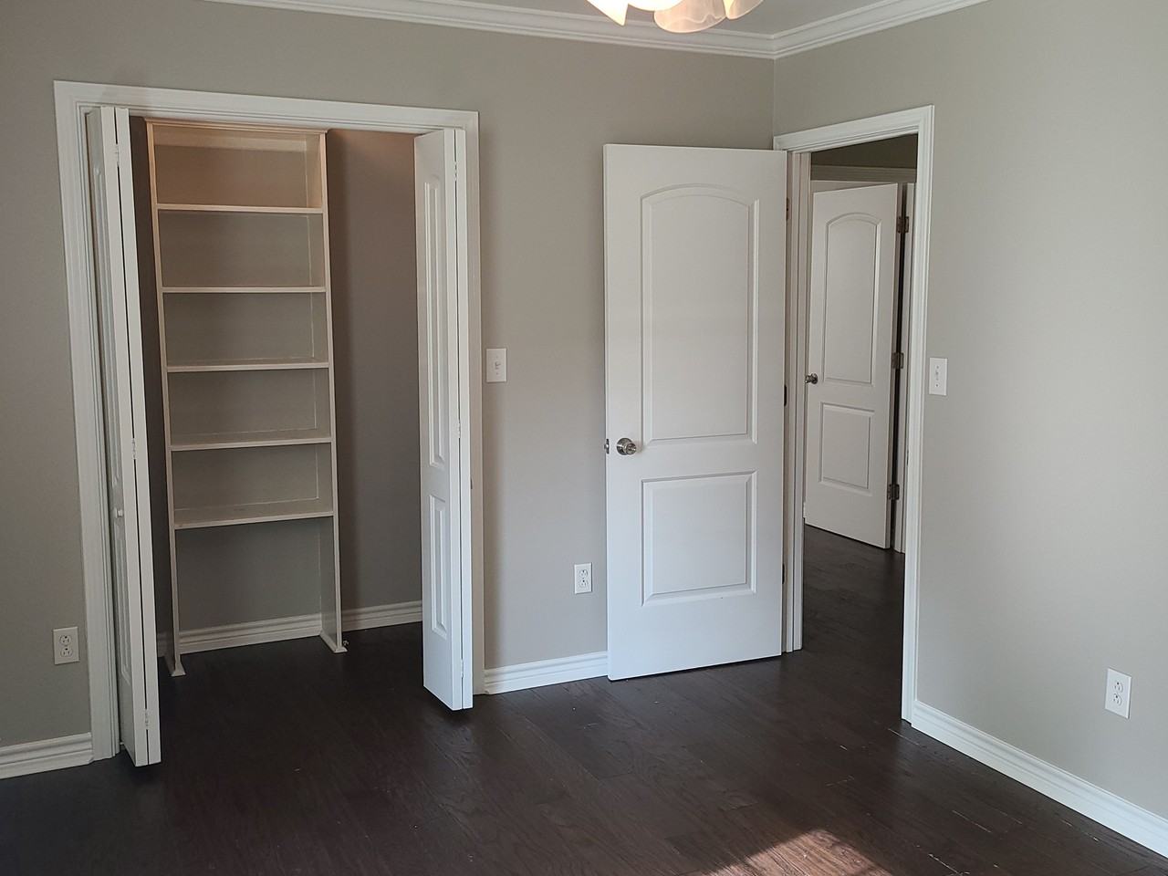 917 Linda Ln #1 - Photo 7 of 19