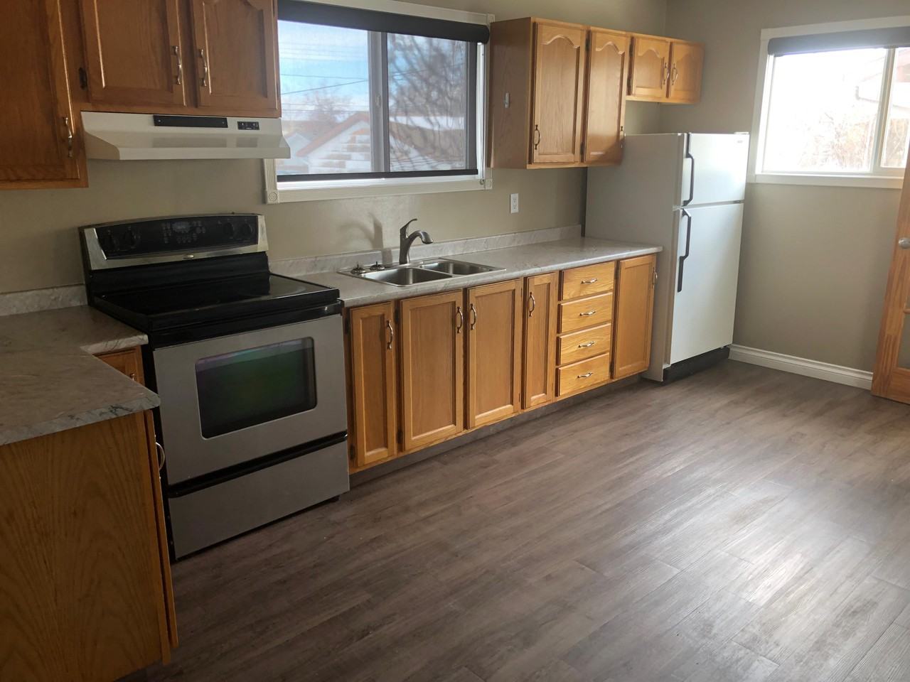 5411 51 Ave #1 - Photo 2 of 15