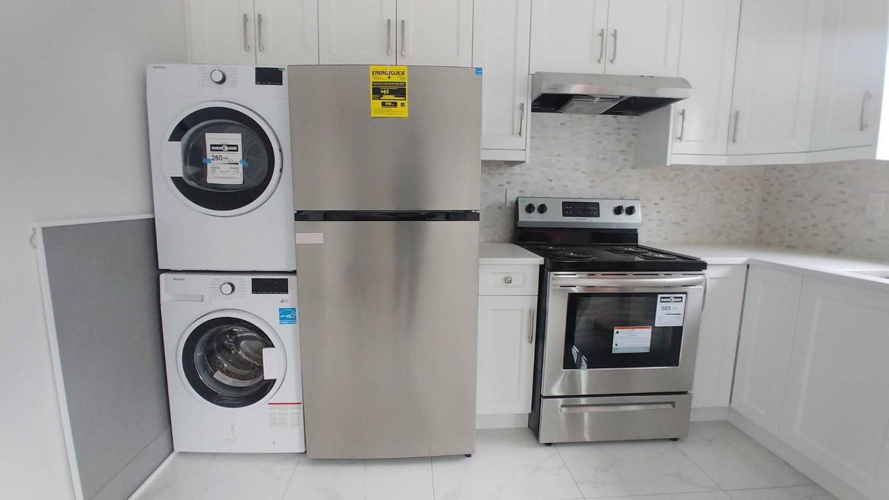 4653 Prince Albert St #LANE - Photo 3 of 10