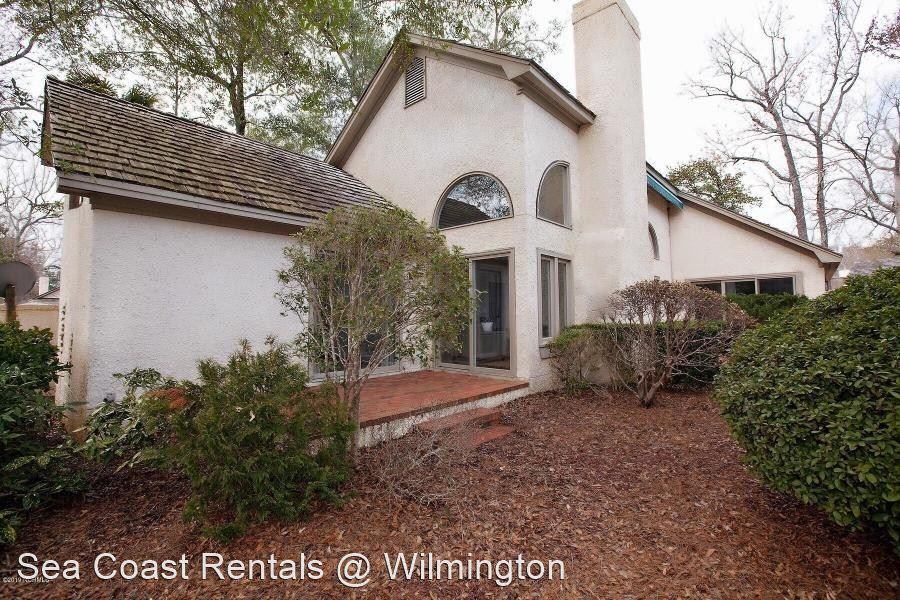 1939 Prestwick Ln - Photo 3 of 31