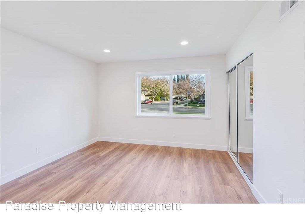 6087 6087 Lake Nadine Place 1 - Photo 2 of 16