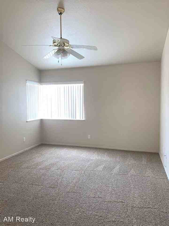 4600 Plano Dr - Photo 2 of 15