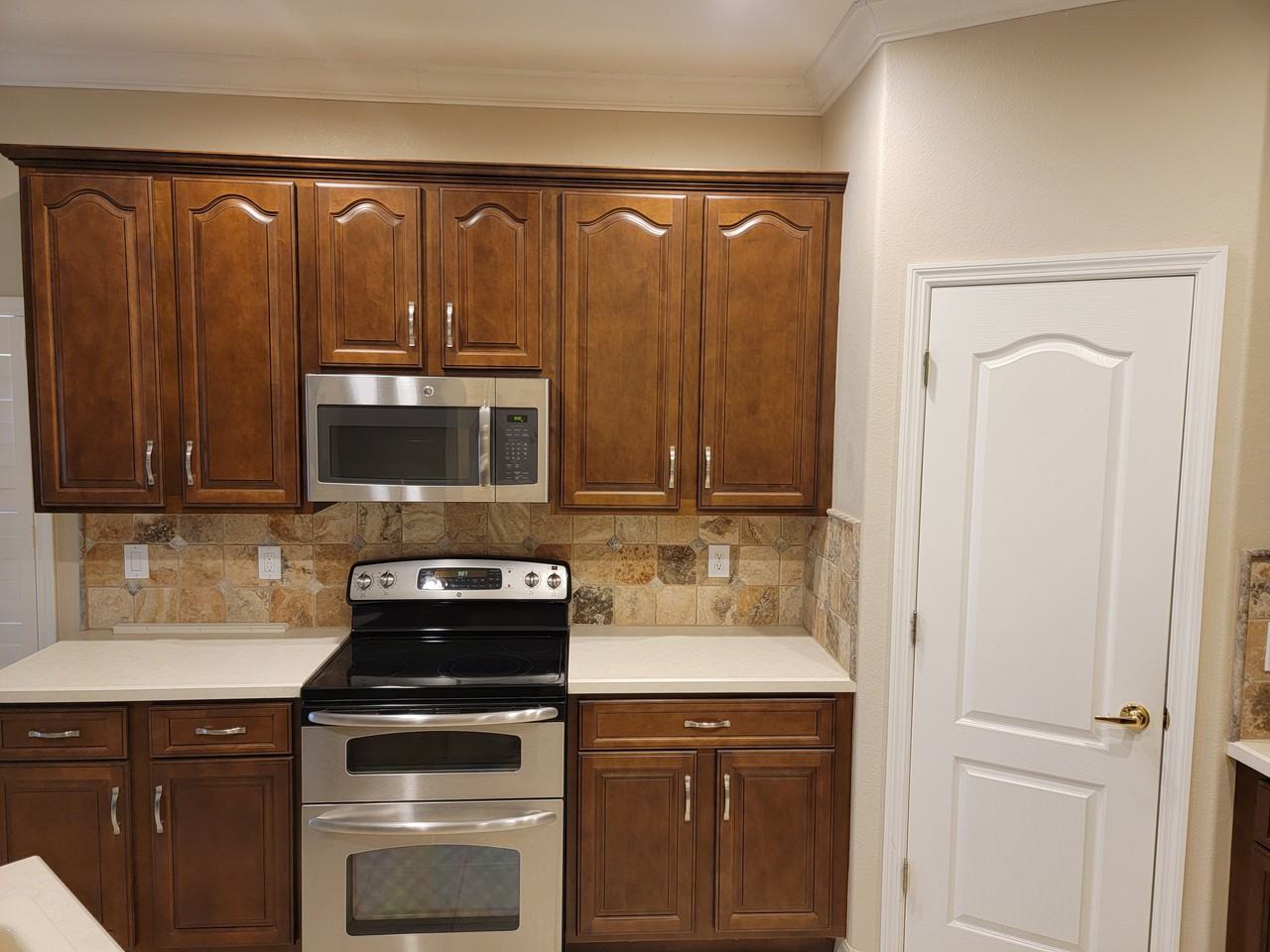 2836 Banyan Hill Ln - Photo 3 of 17