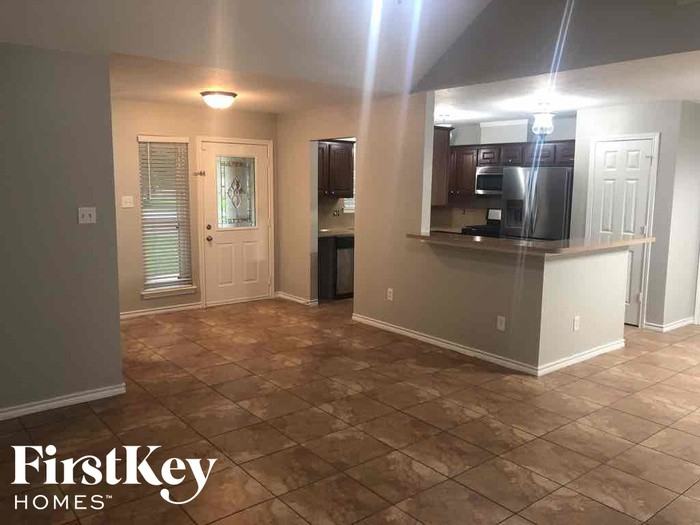 503 Mesquite Dr - Photo 2 of 29