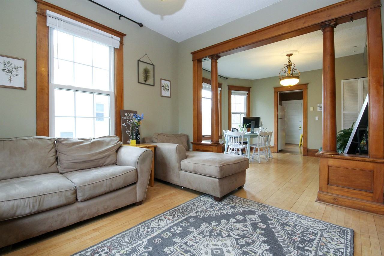 1602 Madison St Ne #1 - Photo 4 of 33