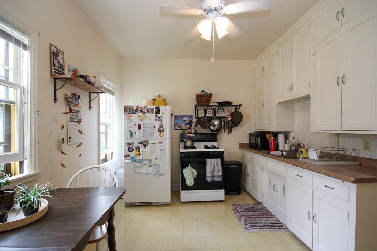 4011 Quail Ave N #1 - Photo 6 of 25