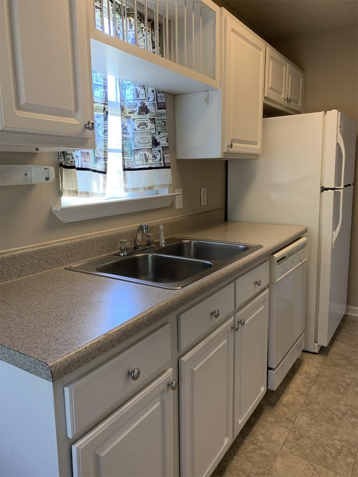 140 New Towne Rd #1 - Photo 5 of 14