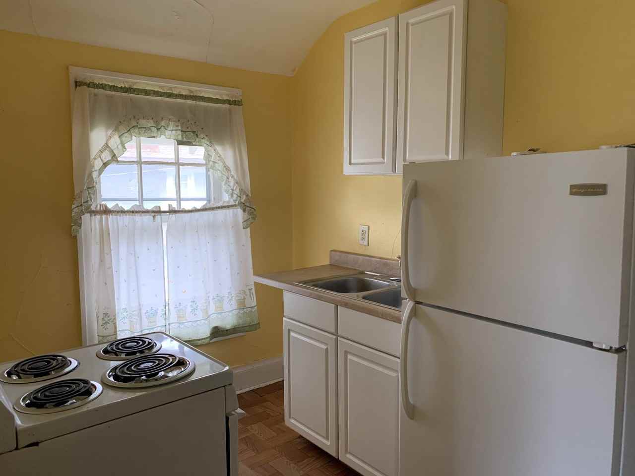 1009 West 4th Street #2 - Photo 5 of 7