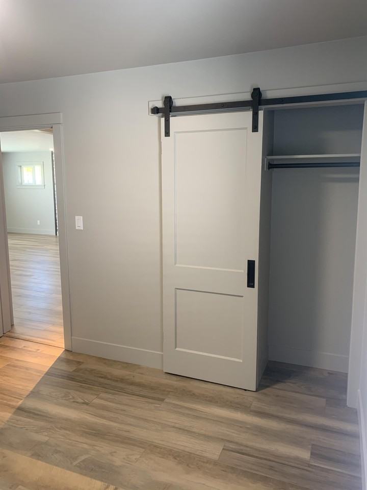 639 Nw Elm Ave #1 - Photo 7 of 17