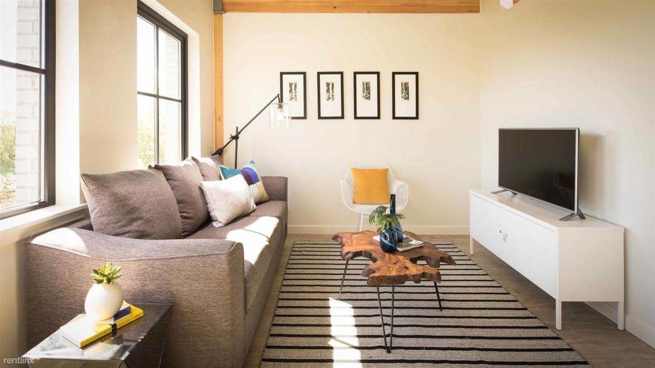 Landing Furnished Apartment Oxbow 49 - Photo 3 of 21