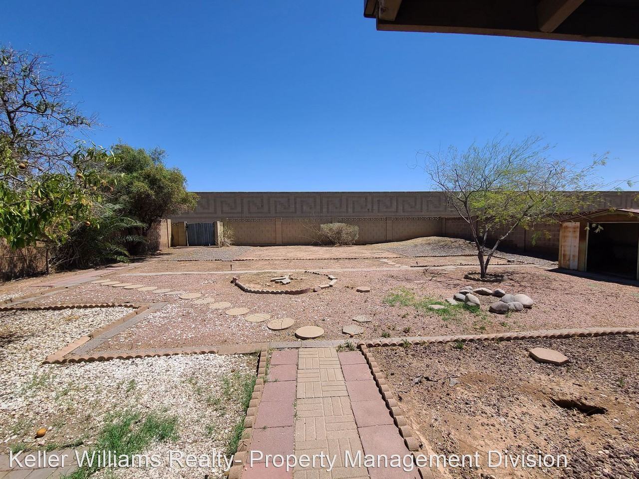 333 333 W Riviera Dr 21140739 (004) - Photo 2 of 14