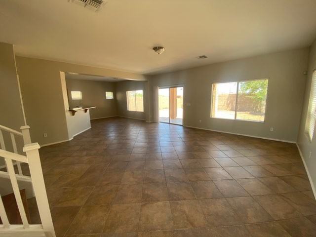 9012 W Hess St - Photo 3 of 12