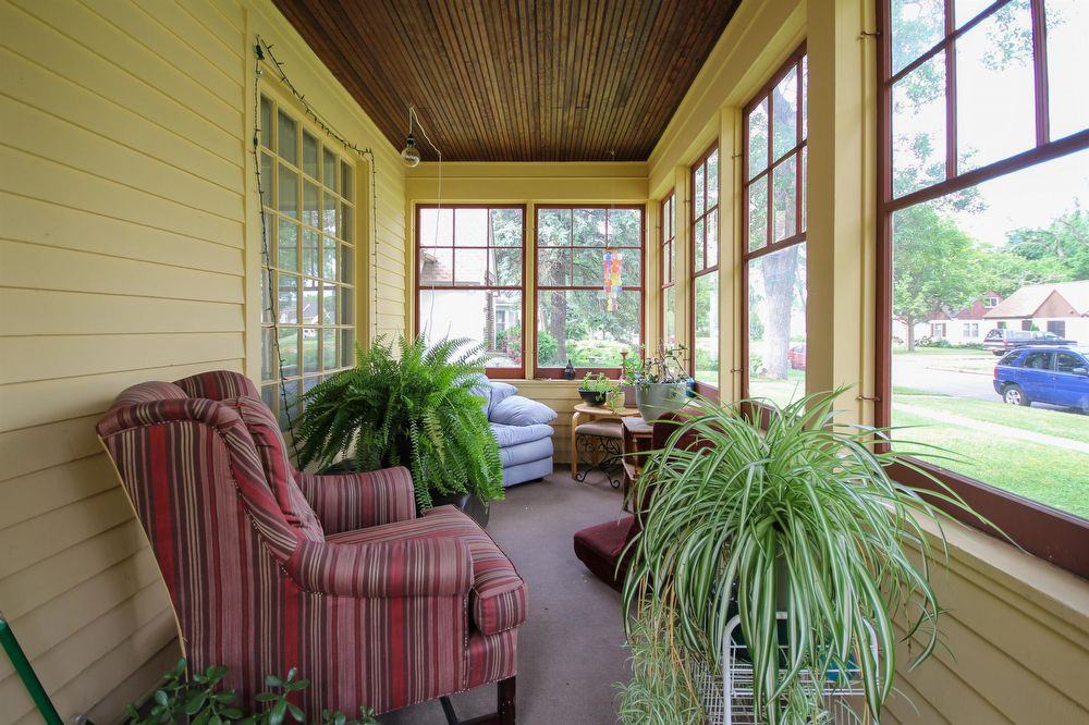 4011 Quail Ave N Lowr - Photo 2 of 25