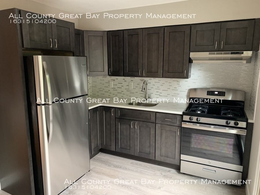 15 Washington Ave - Photo 2 of 23