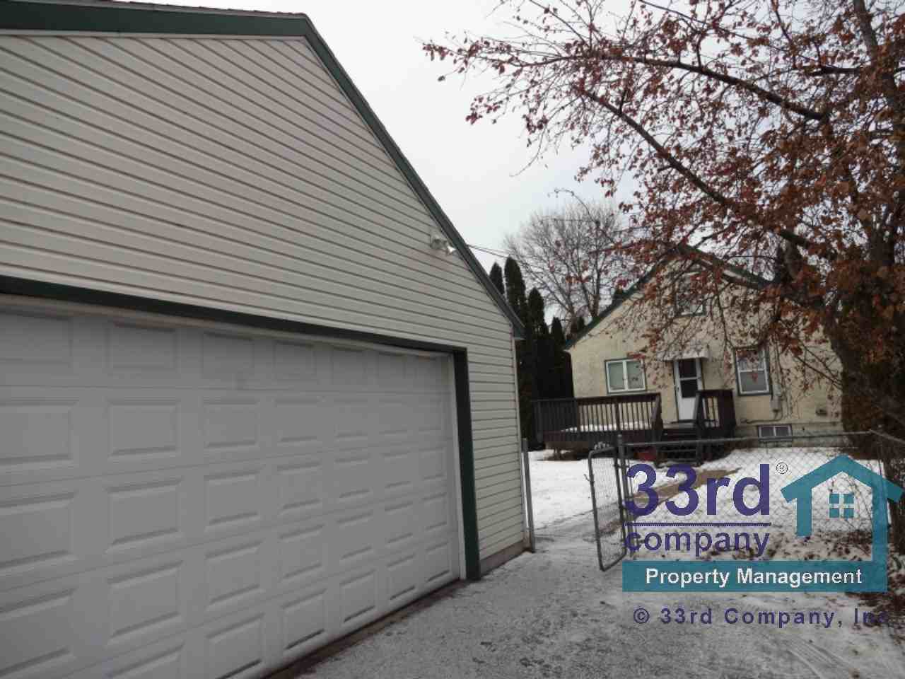 4533 43rd Ave S - Photo 3 of 12