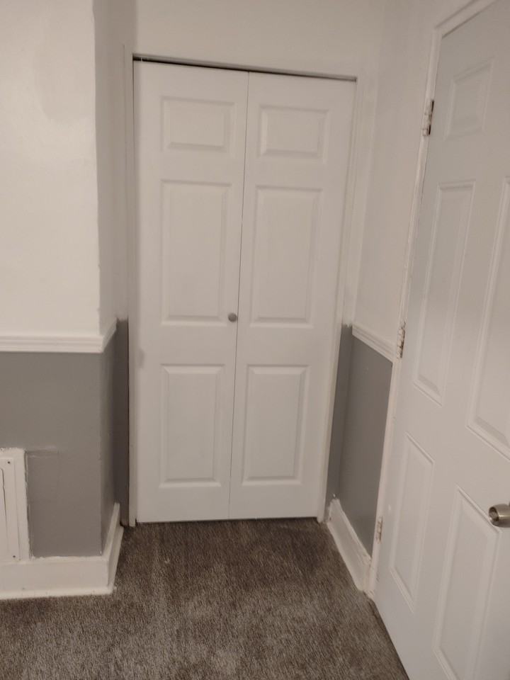275 52nd Street Ensley #C - Photo 4 of 16
