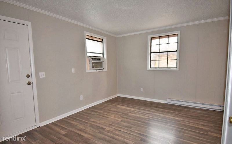 3374 N 55th St - Photo 3 of 6