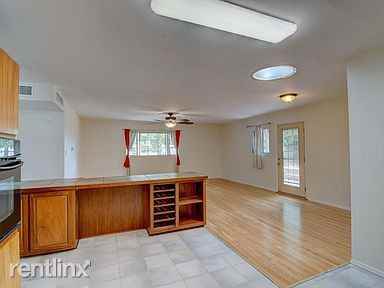 2200 Glorieta St Ne - Photo 3 of 4