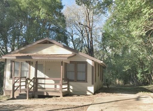 1508 Lake Ave - Photo 2 of 9