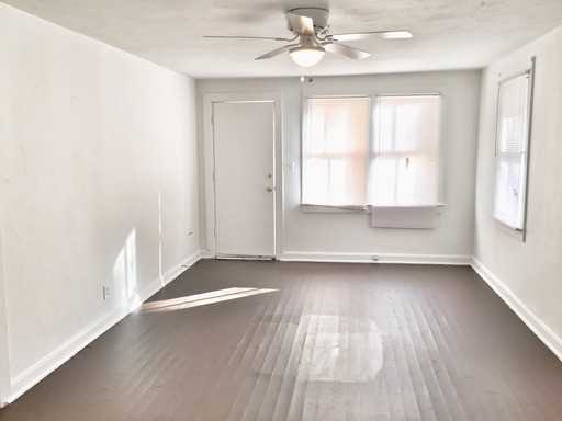 1508 Lake Ave - Photo 3 of 9