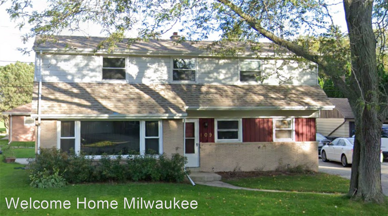 109 Brookdale Drive Apartments 109 Brookdale Dr, South Milwaukee, WI