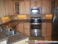 4350 Empress Dr N - Photo 3 of 12